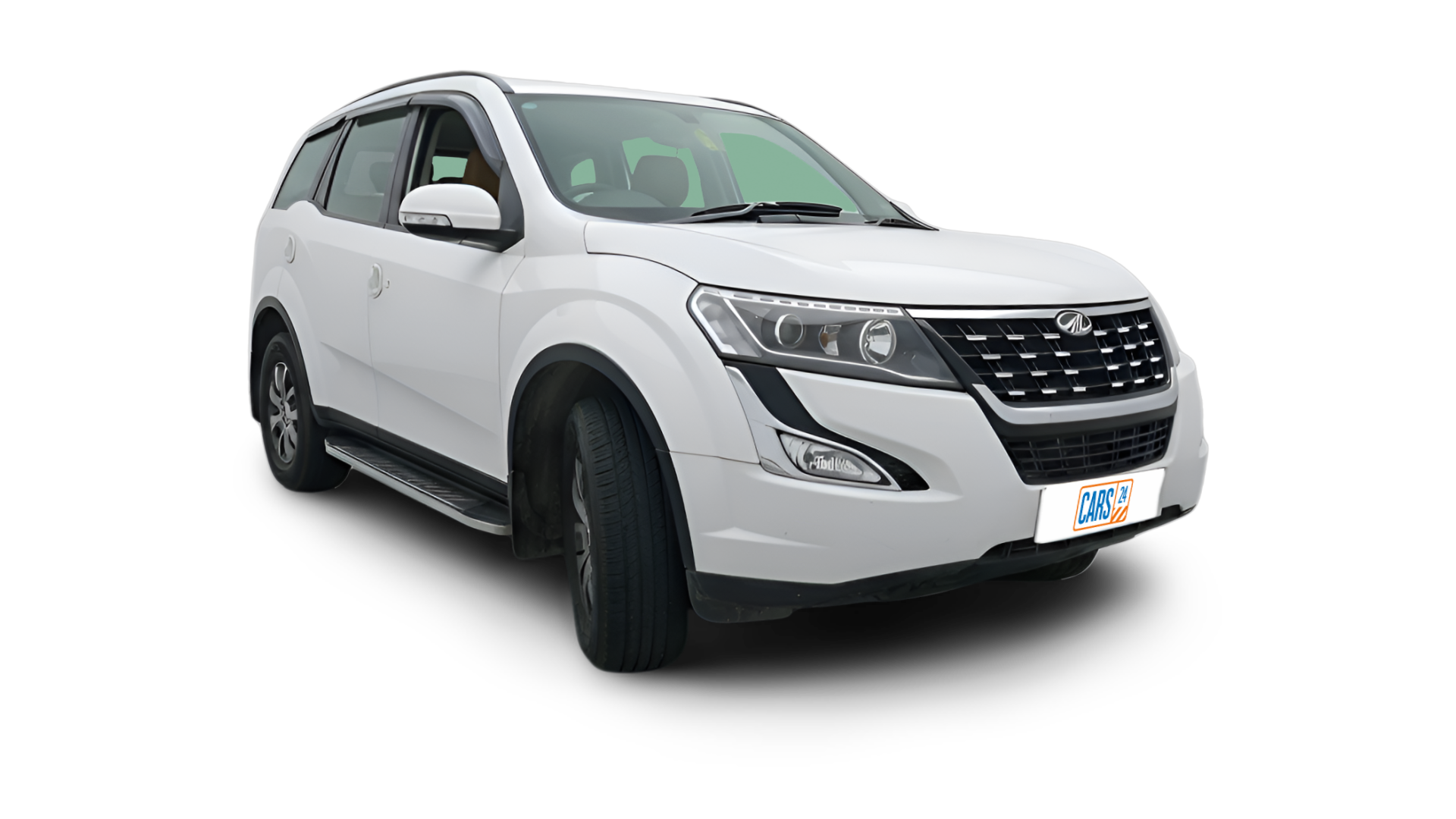 Mahindra XUV500-img